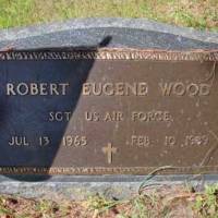 Robert Eugene WOOD